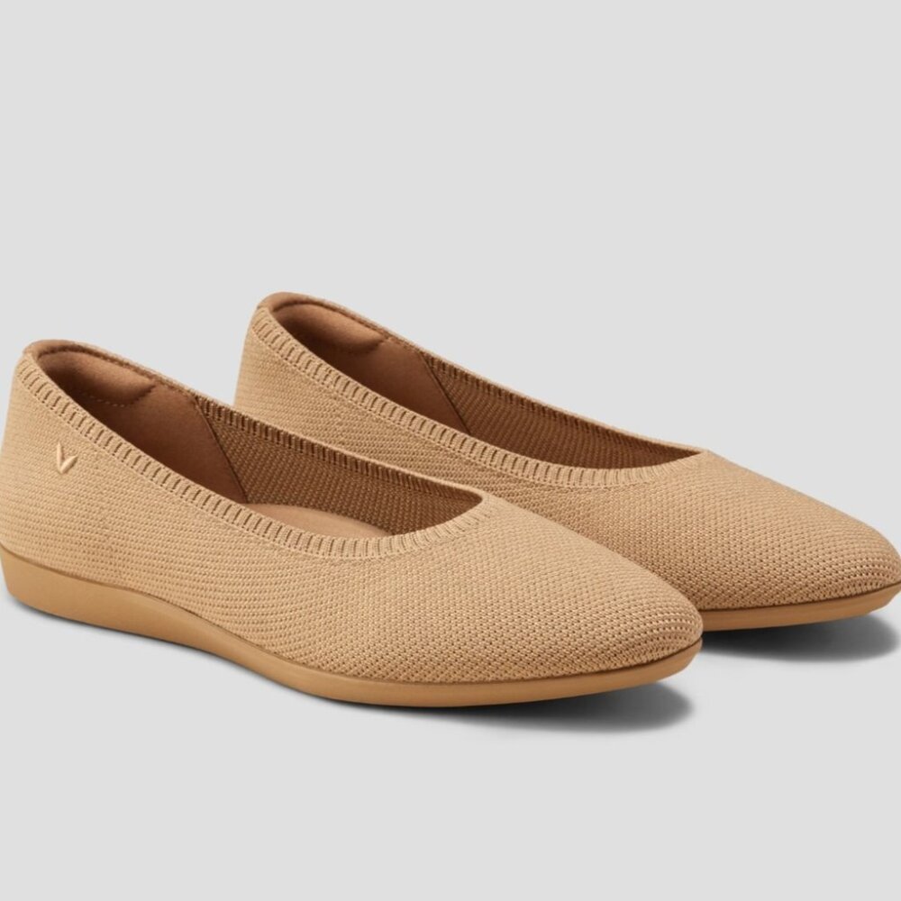 Vivaia Tamia Walker Nutmeg 8 flats